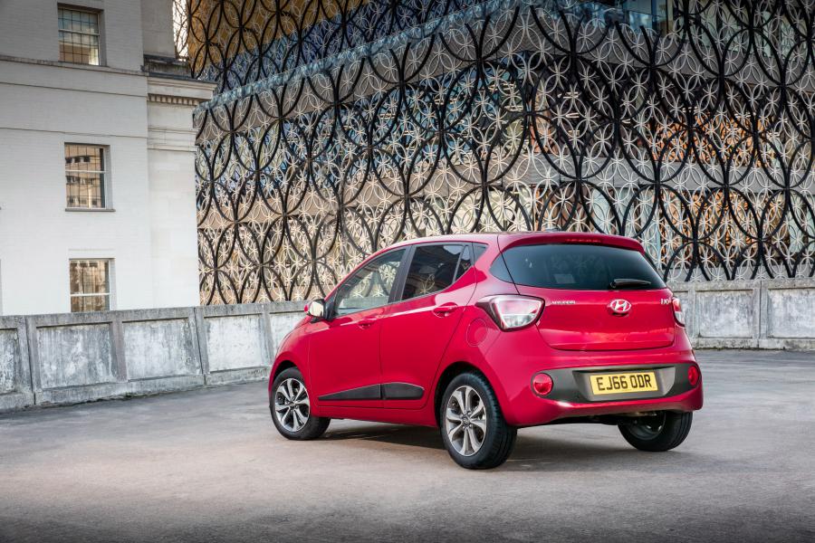  Hyundai i10 2016 года  (UK) (фото 2 из 41)